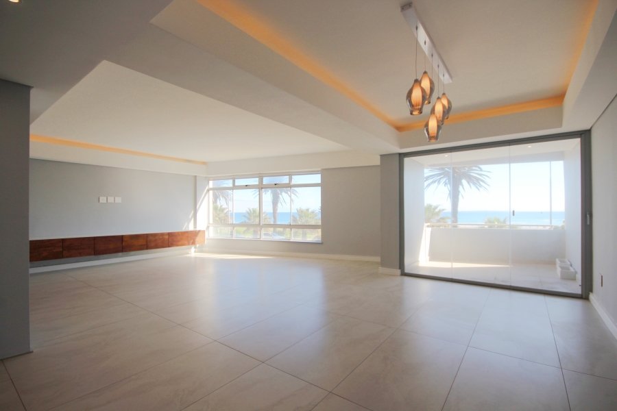 3 Bedroom Property for Sale in Three Anchor Bay Western Cape